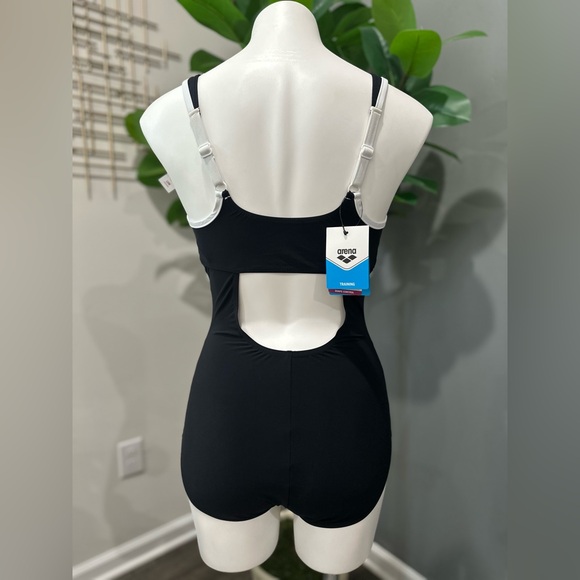 New Arena Women’s  Body lift Swimsuit MAKIMURAX C-CUP size 38 /12 - Picture 3 of 9